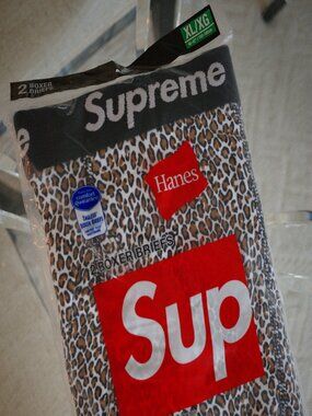 Supreme | Underwear & Socks | Supreme X Hanes Boxer Briefs Leopard